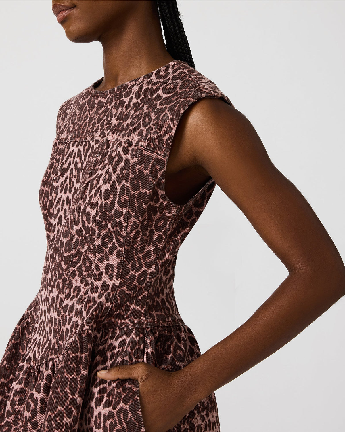 VESTIDO IRINNA ESTAMPADO HOT SPOTS