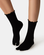 CHAUSSETTES À ORTEILS SÉPARÉS CÔTELÉES BLANC/NOIR