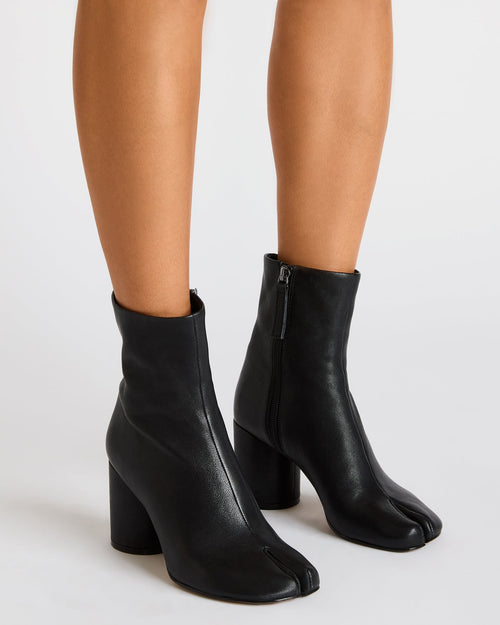 CUIR NOIR CARO